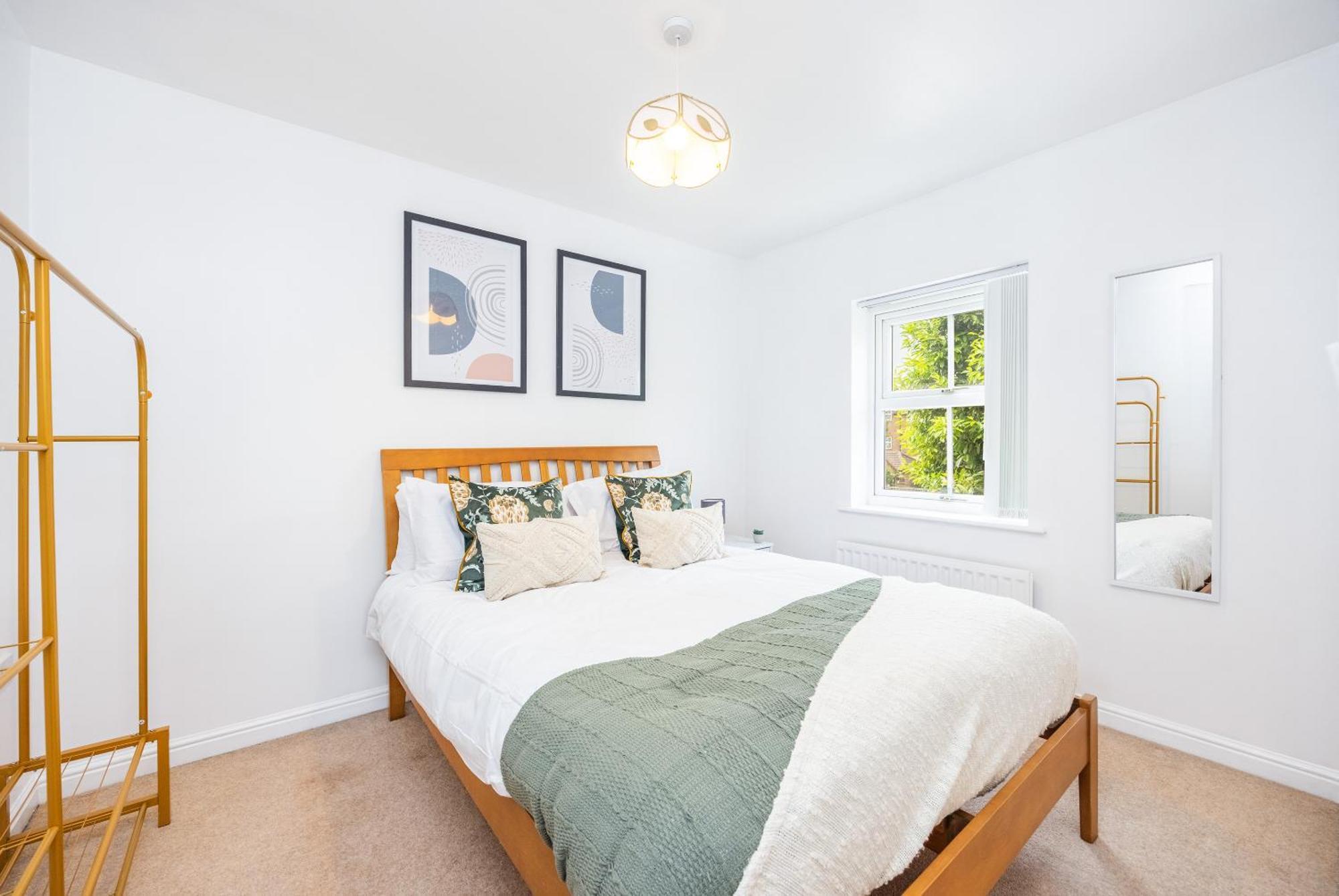 Вилла 2 Tracy Avenue Слау Экстерьер фото
