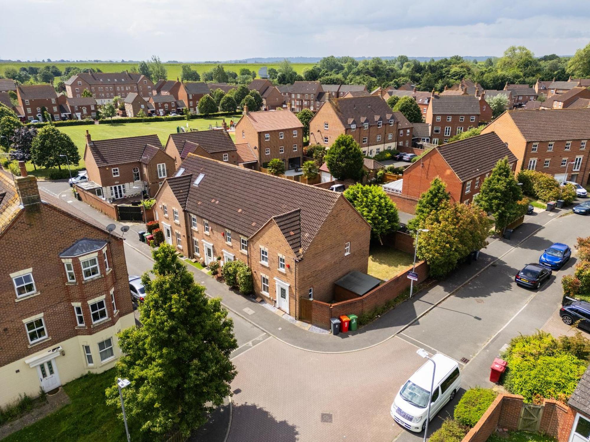 Вилла 2 Tracy Avenue Слау Экстерьер фото