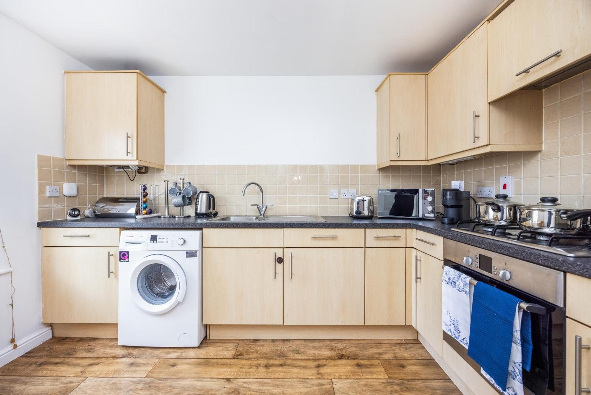 Вилла 2 Tracy Avenue Слау Экстерьер фото